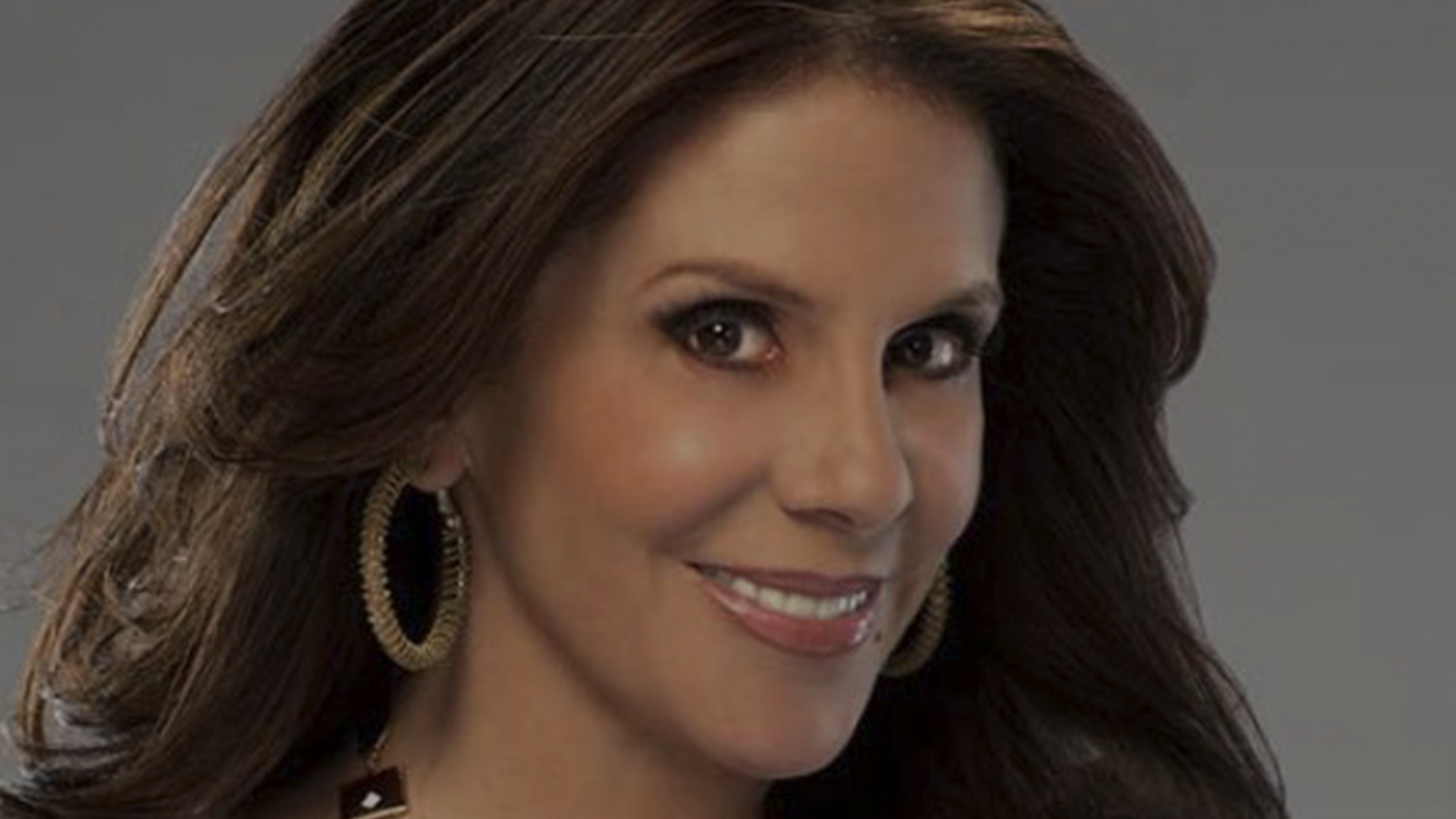 rebecca jones y alejandro camacho