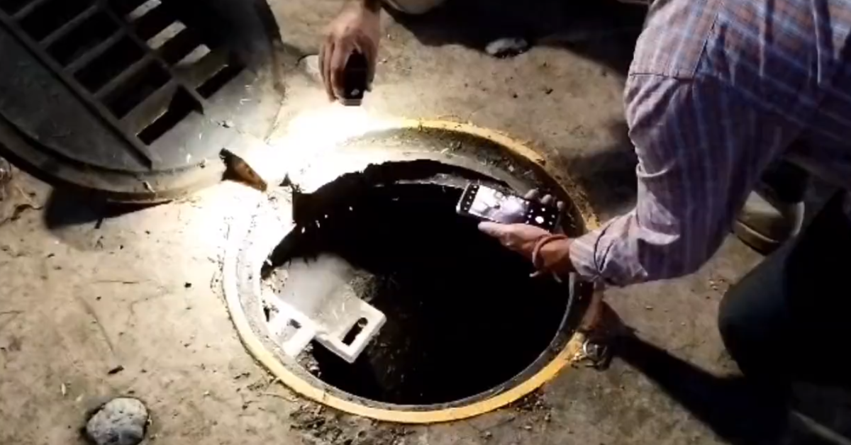 alcantarilla coladera cdmx trabajador unam ciudad universitaria