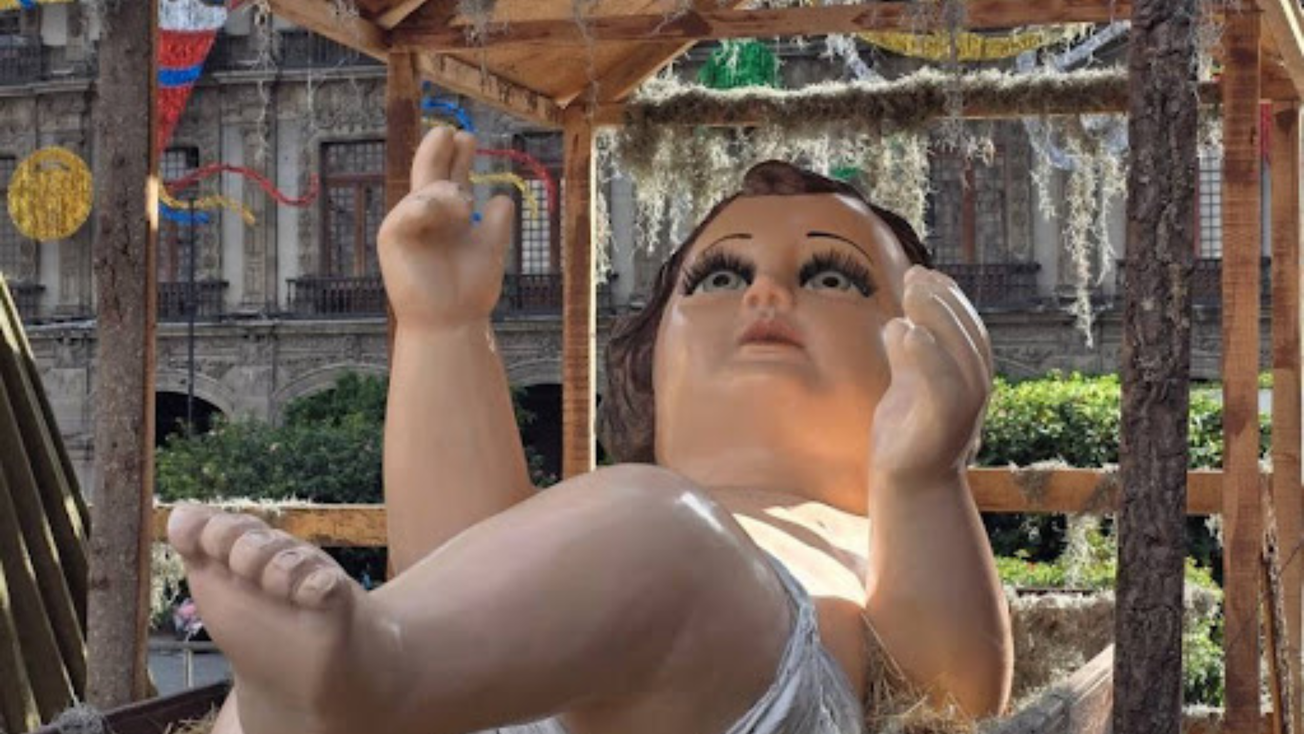 Cuánto mide el Niño Dios más grande del mundo, está en el Zócalo