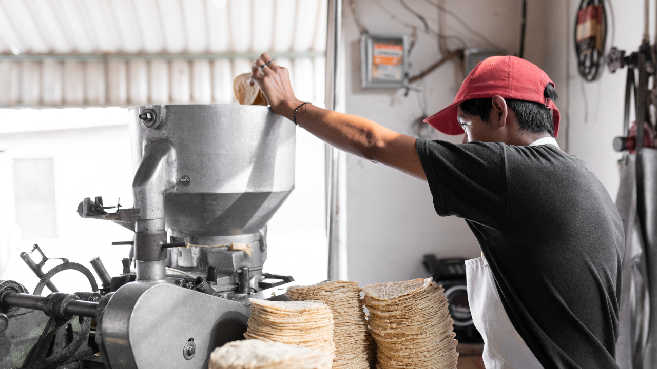 Tortillerías comunitarias en la CDMX.