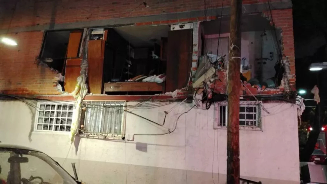Así quedó el inmueble dañado por fuerte explosión en la Benito Juárez
