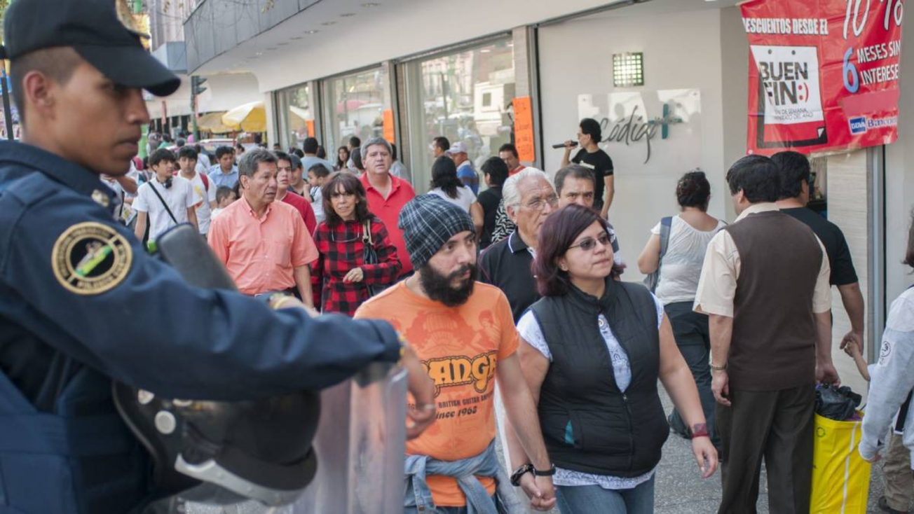 CDMX blindará compras del Buen Fin con 16 mil policías y vigilancia cibernética